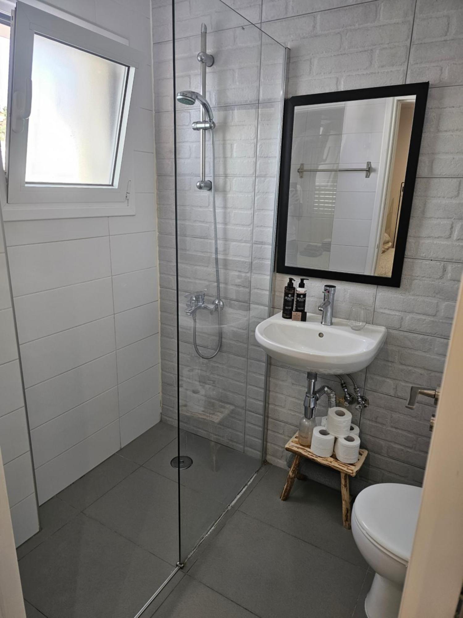 City Center Apartments Paphos Bagian luar foto