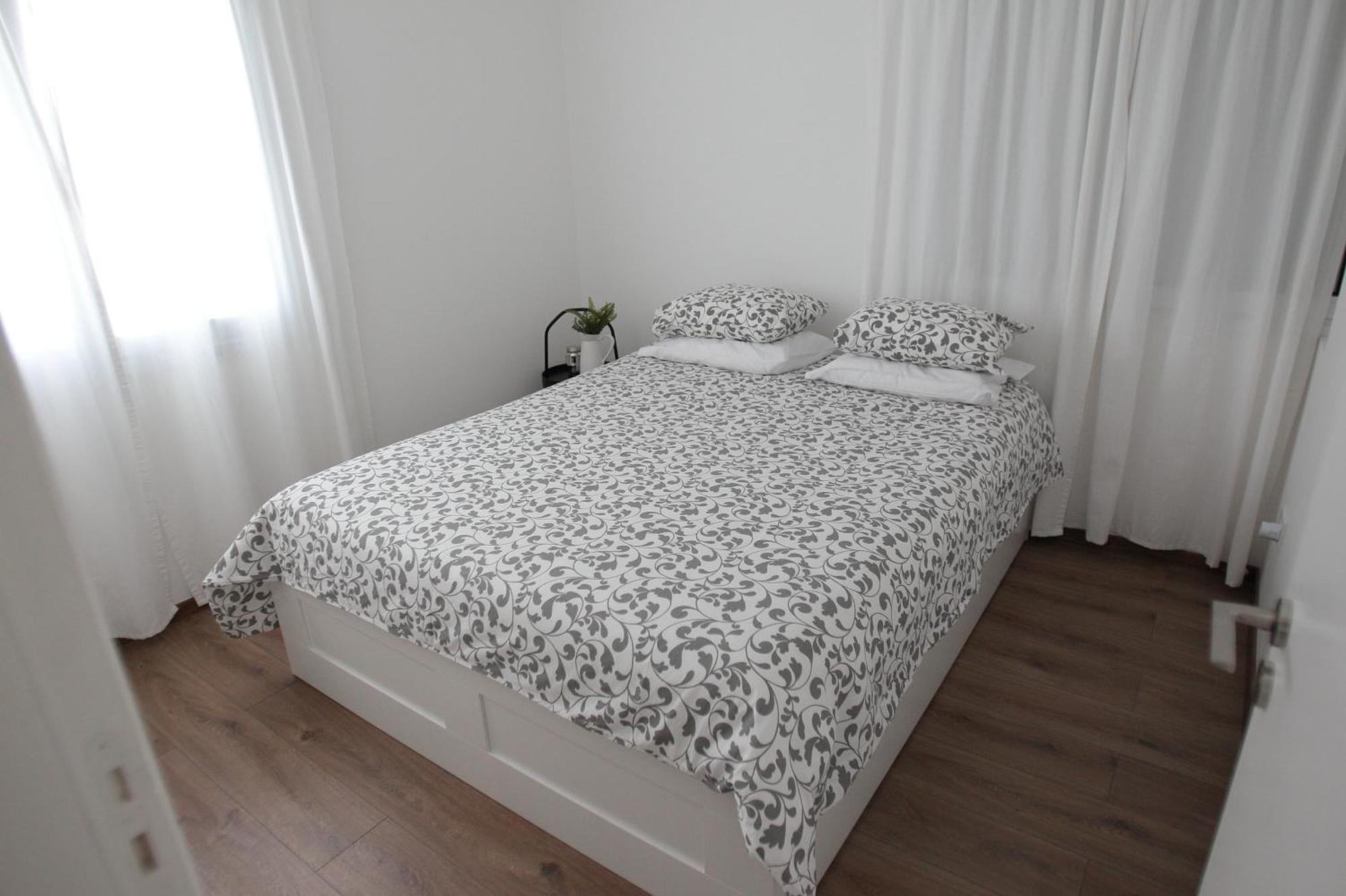 City Center Apartments Paphos Bagian luar foto