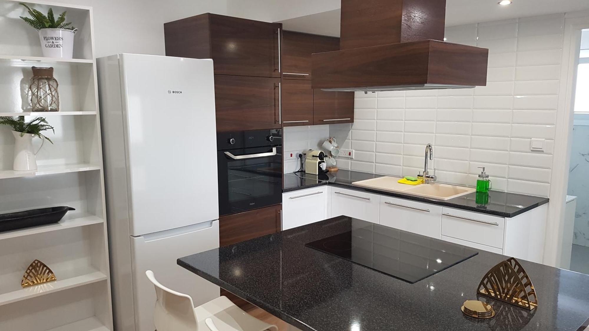 City Center Apartments Paphos Bagian luar foto